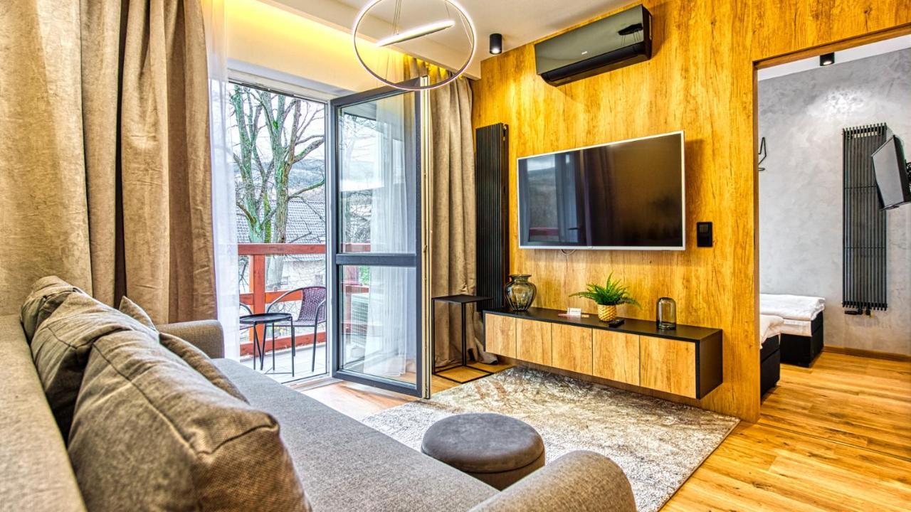 Apartament Wood Lux - 5D Apartamenty ชเวียราโดว์-สโดรยจ์ ภายนอก รูปภาพ