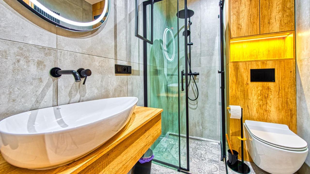 Apartament Wood Lux - 5D Apartamenty ชเวียราโดว์-สโดรยจ์ ภายนอก รูปภาพ